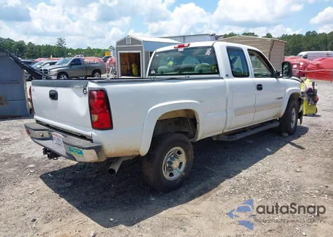 2005 Chevrolet Silverado 2500Hd Ls from USA, damaged, VIN 1GCHC29U25E135227